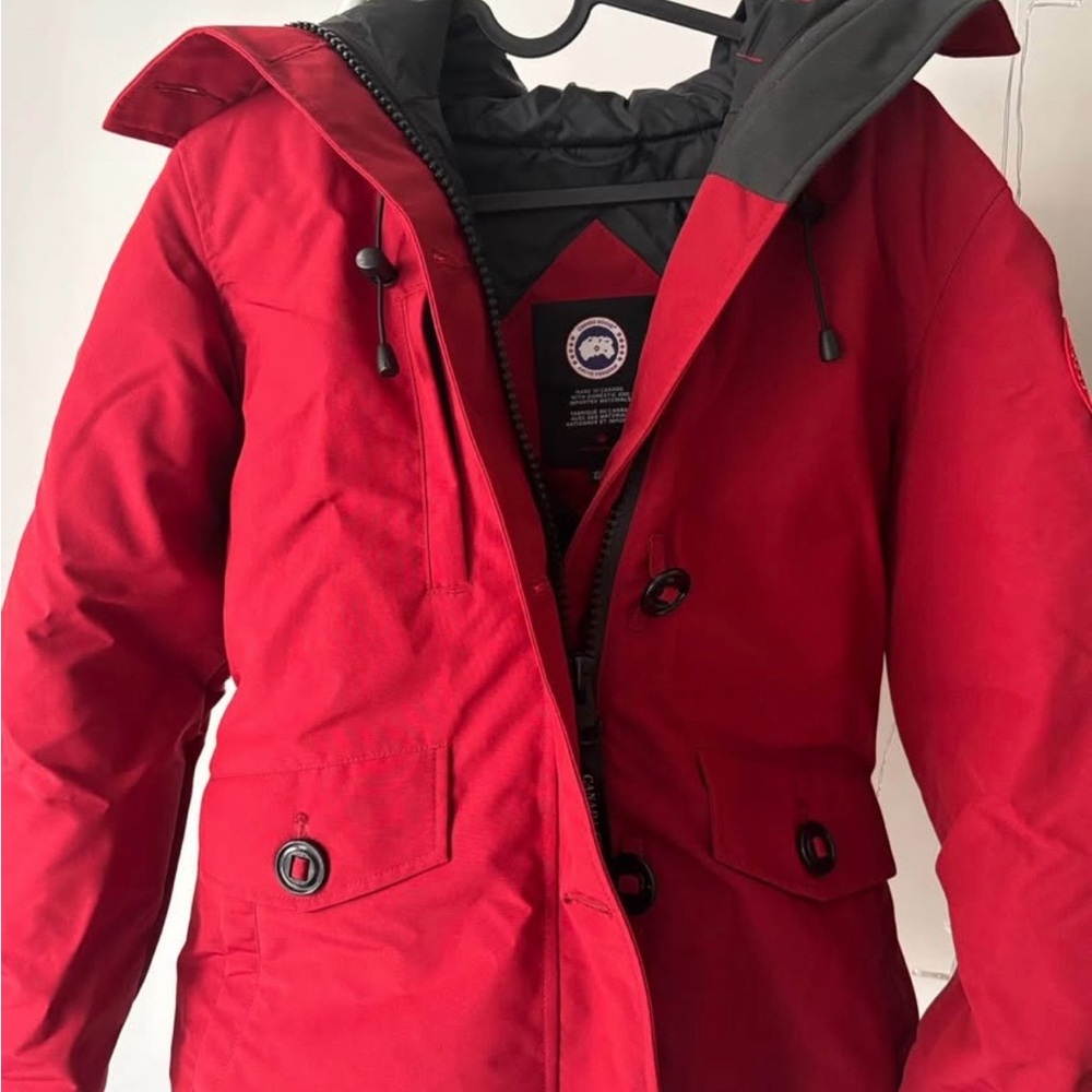 Canada Goose Women's Down Jacket